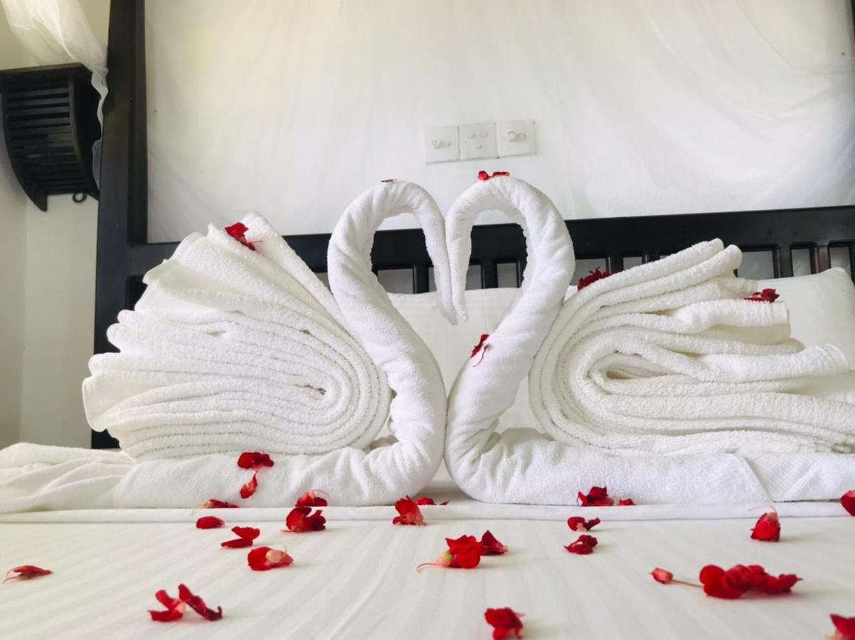 Serenity Beach Cabanas Tangalle Eksteriør billede