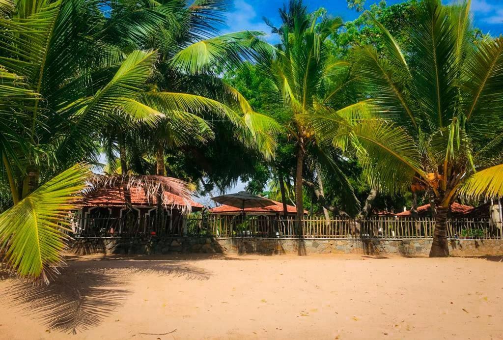Serenity Beach Cabanas Tangalle Eksteriør billede